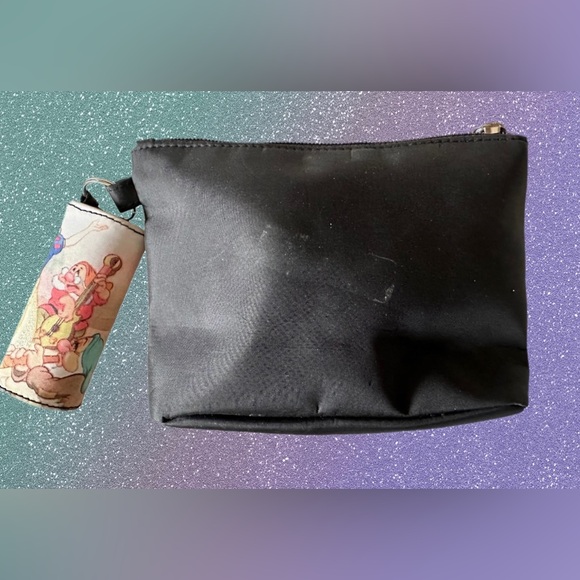 Disney Snow White & Dwarfs Cosmetic Case and Detachable Matching Lipstick Case - Picture 7 of 11